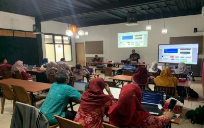 Tingkatkan Kompetensi Guru, SMK Dr. Soetomo Ikuti Pelatihan Digitalisasi Pembelajaran